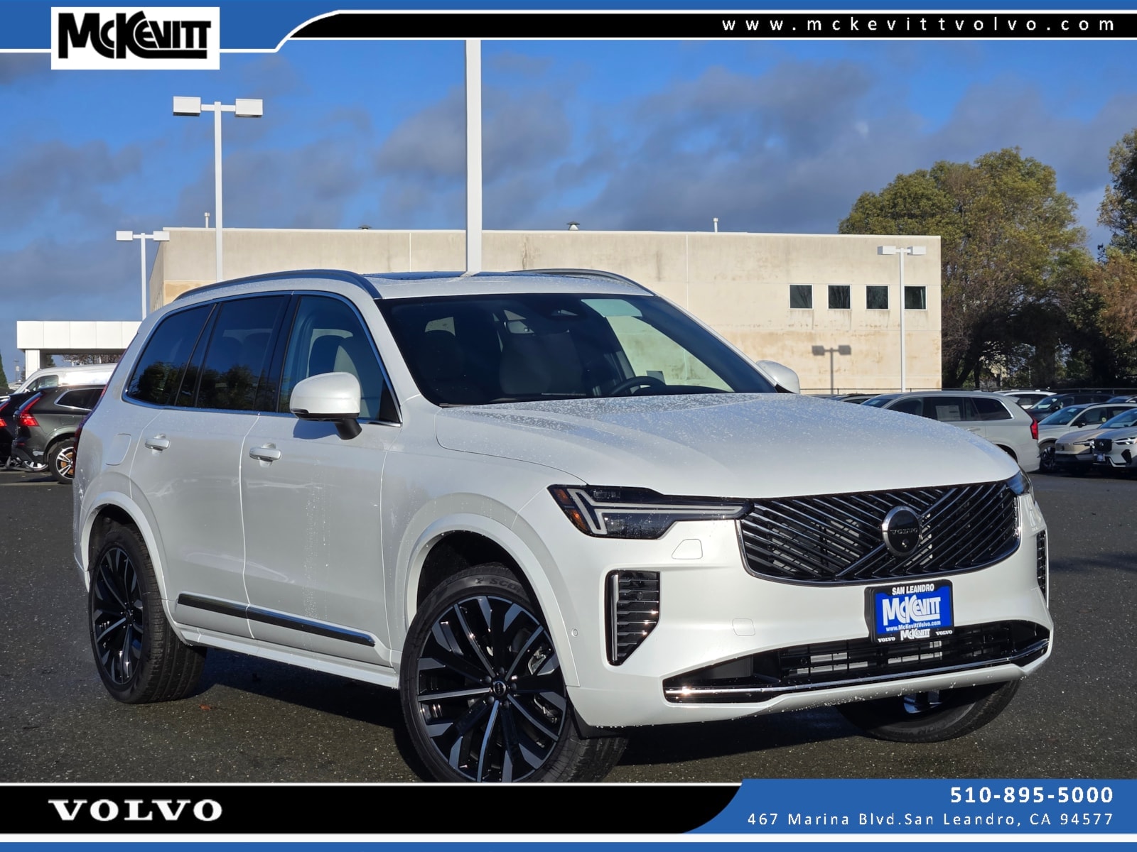 2026 Volvo XC90 Plus's photo