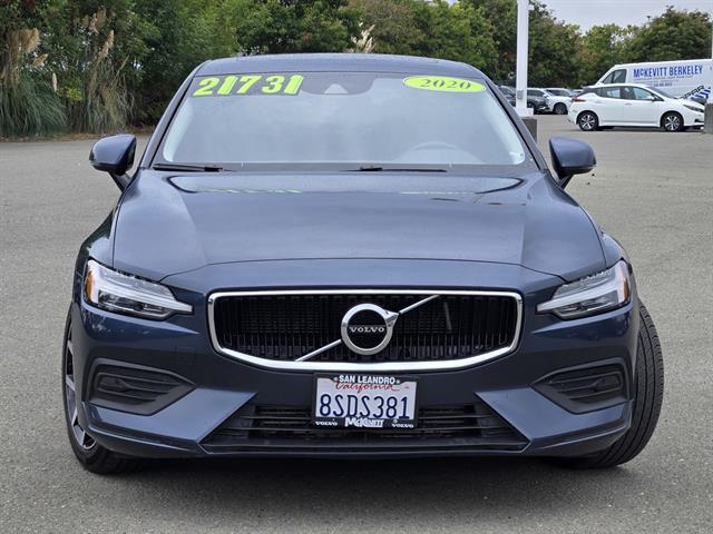 2020 Volvo S60 Momentum photo 2
