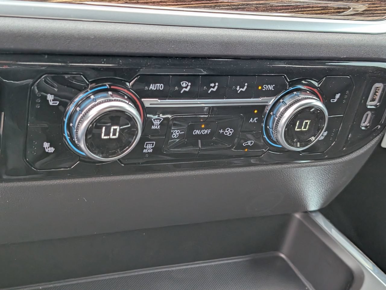 2026 GMC Sierra 1500 Elevation - Photo 13