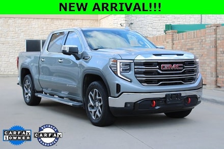 2023 GMC Sierra 1500 SLT Truck Crew Cab