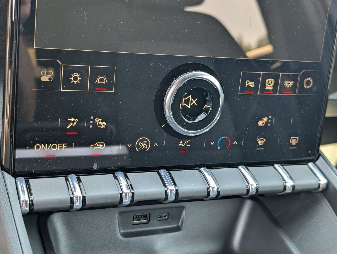 New 2027 Sterling Metallic GMC Elevation image 13