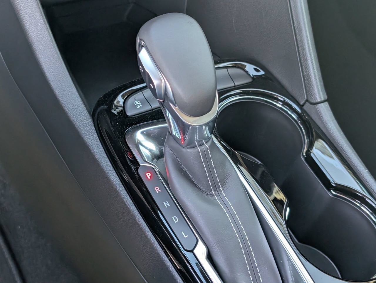 2026 Buick Encore GX Sport Touring - Photo 18