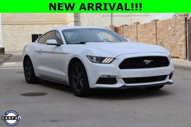 2017 Ford Mustang V6