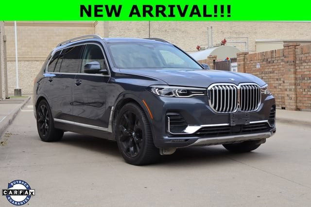 2021 BMW X7 xDrive40i's photo