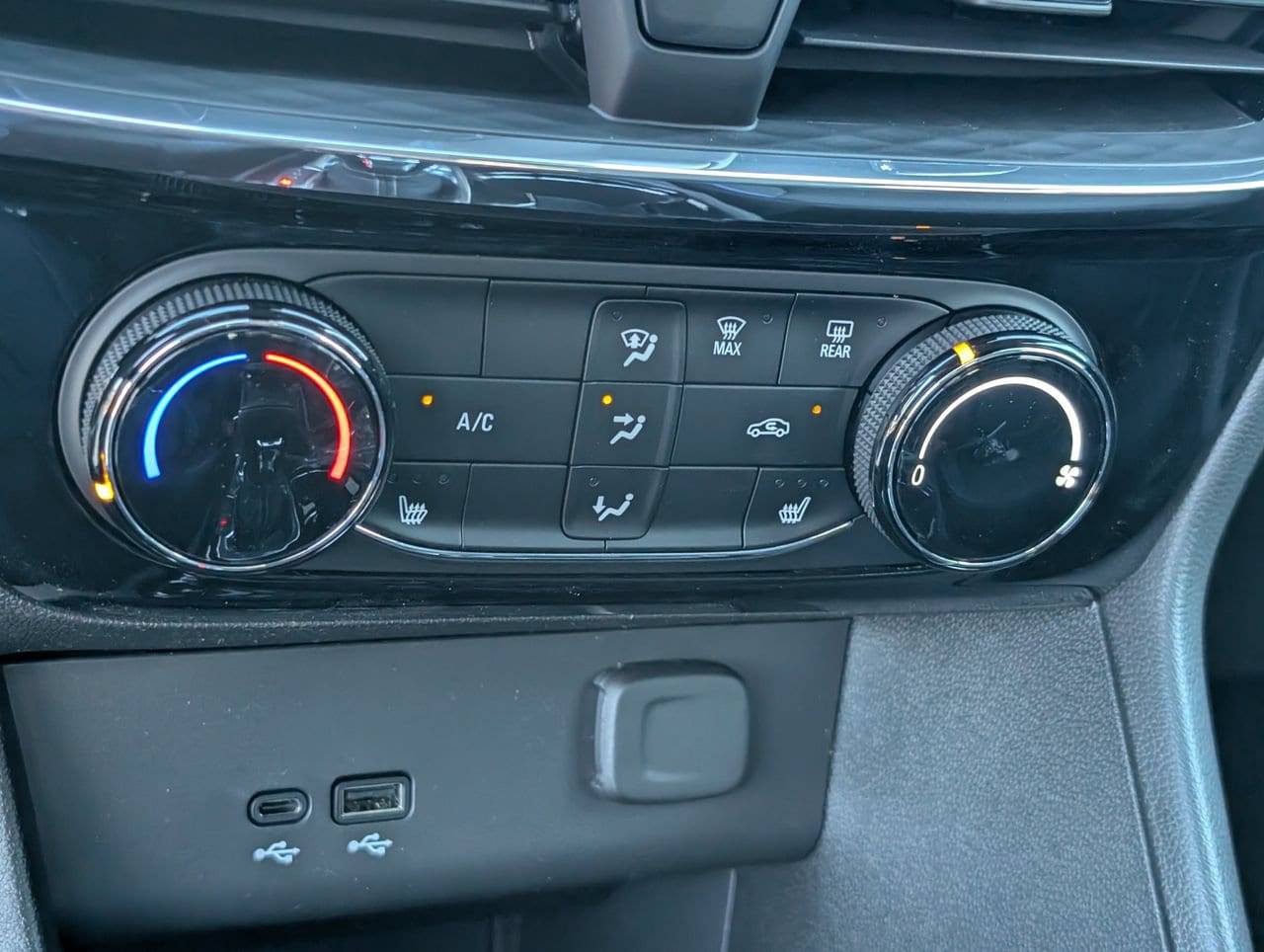 2026 Buick Encore GX Sport Touring - Photo 15