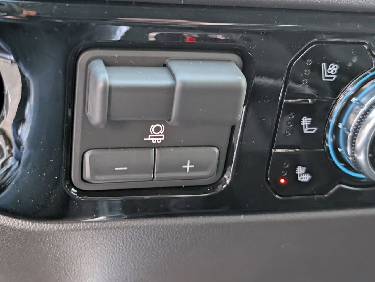 2026 GMC Sierra 1500 SLT - Photo 15