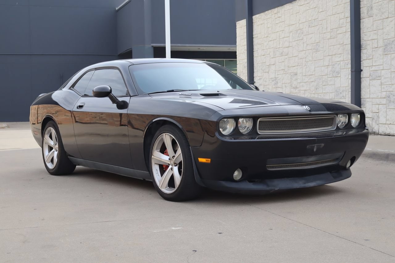 Used 2009 Dodge Challenger SRT8 with VIN 2B3LJ74WX9H549345 for sale in Mckinney, TX