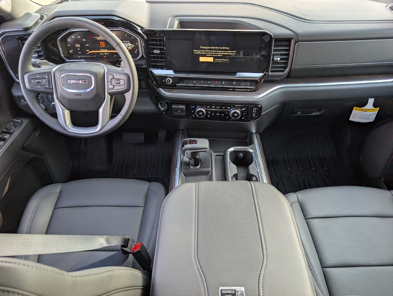 2026 GMC Sierra 1500 SLT - Photo 8