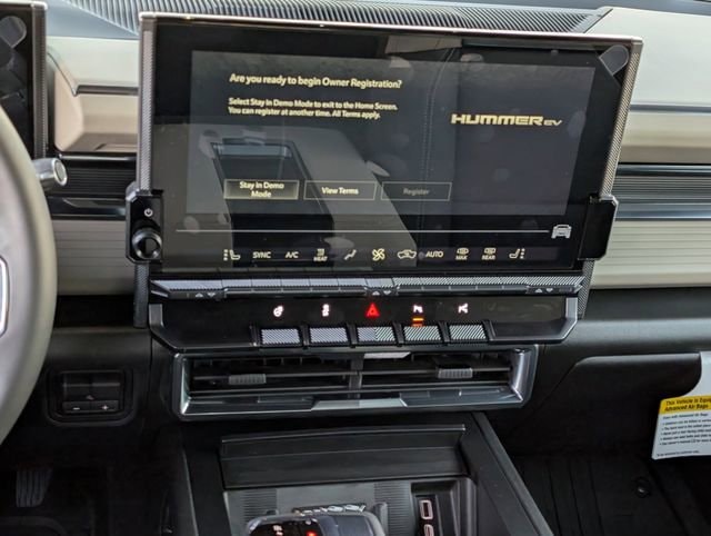 2026 GMC HUMMER EV 2X - Photo 11