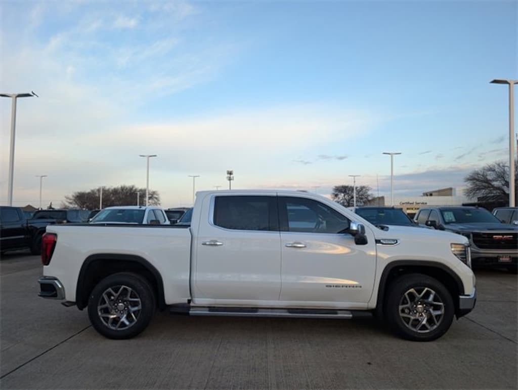 New 2026 GMC Sierra 1500 SLT Truck Crew Cab