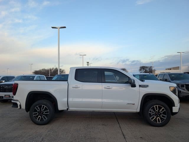 2026 GMC Sierra 1500 AT4 - Photo 3