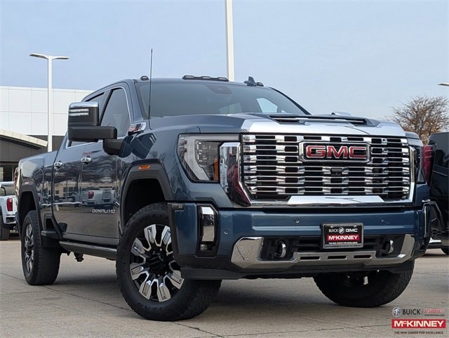 2024 GMC Sierra 2500HD Denali's photo