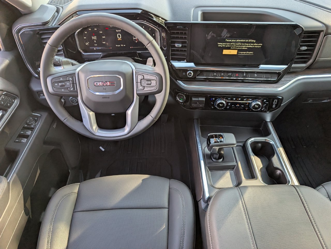 2026 GMC Sierra 1500 SLT - Photo 9