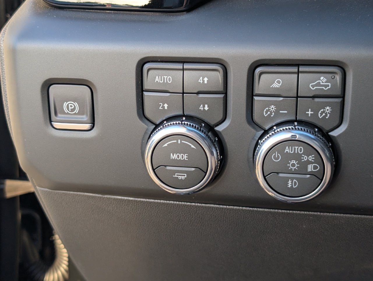 2026 GMC Sierra 1500 AT4 - Photo 17