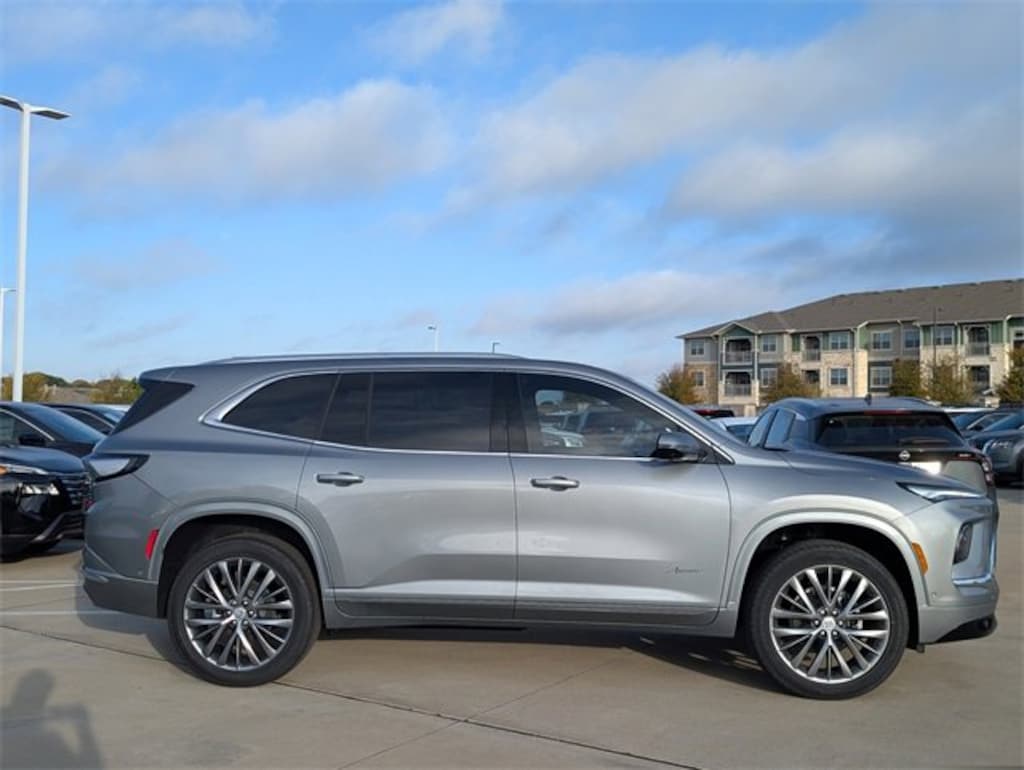 New 2026 Buick Enclave Avenir SUV