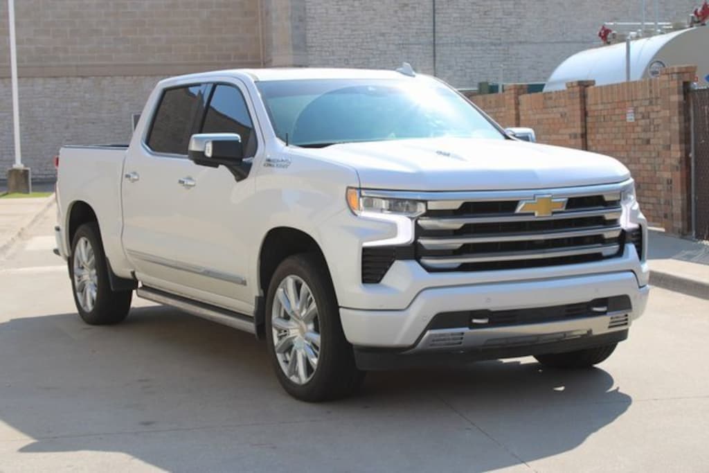 Used 2024 Chevrolet Silverado 1500 High Country Truck Crew Cab