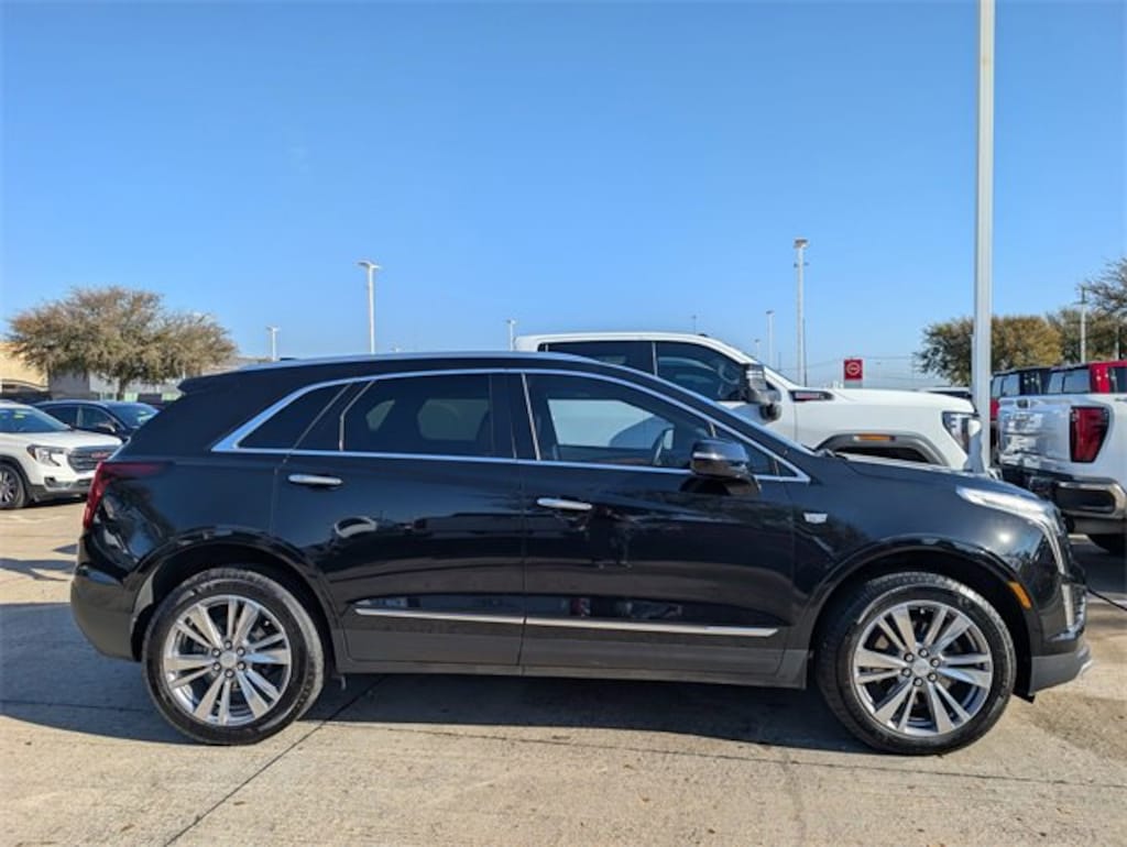 Used 2025 CADILLAC XT5 Premium Luxury SUV