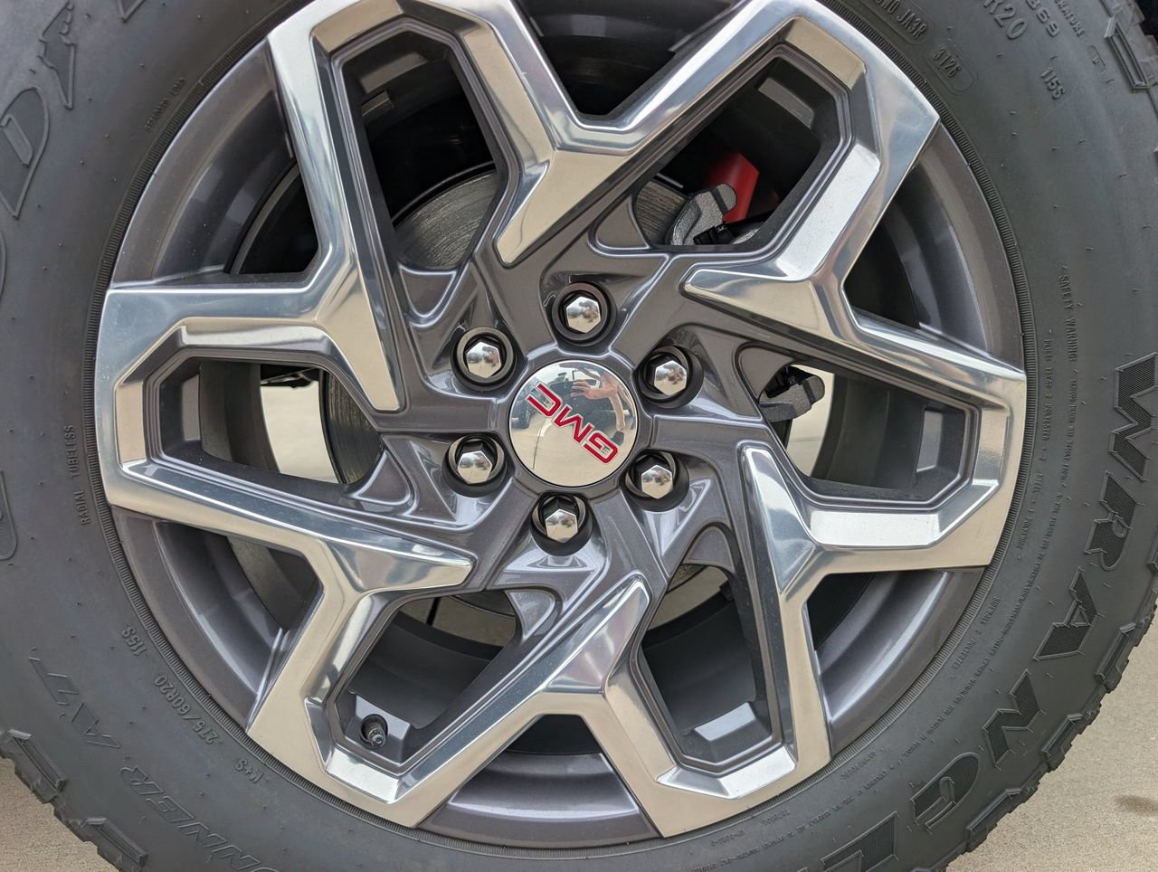 2026 GMC Sierra 1500 SLT - Photo 6