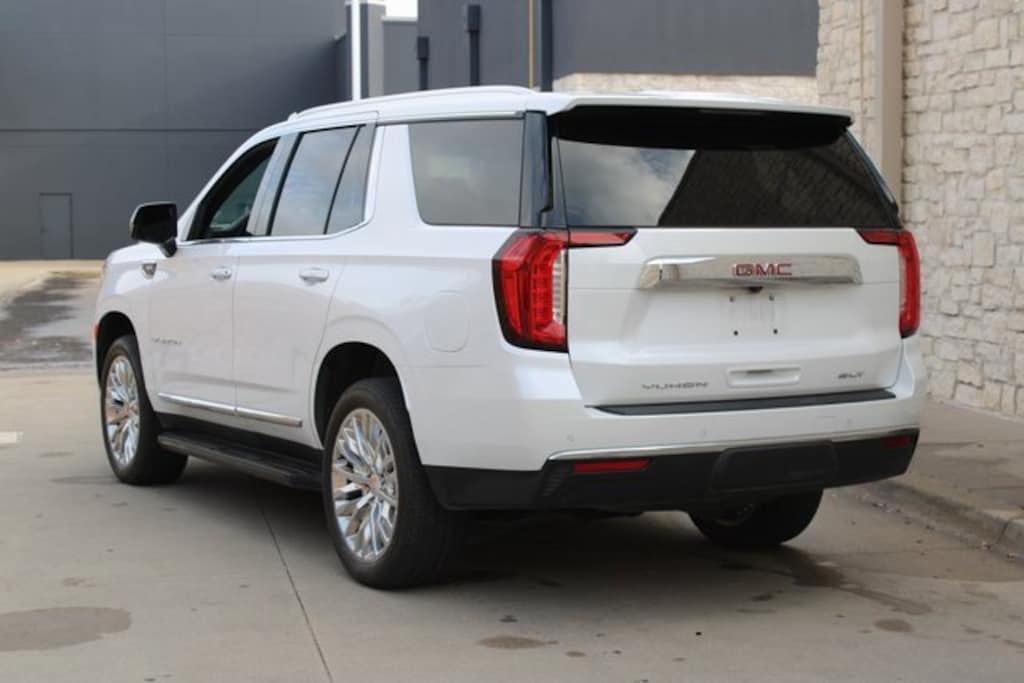 Used 2023 GMC Yukon SLT SUV