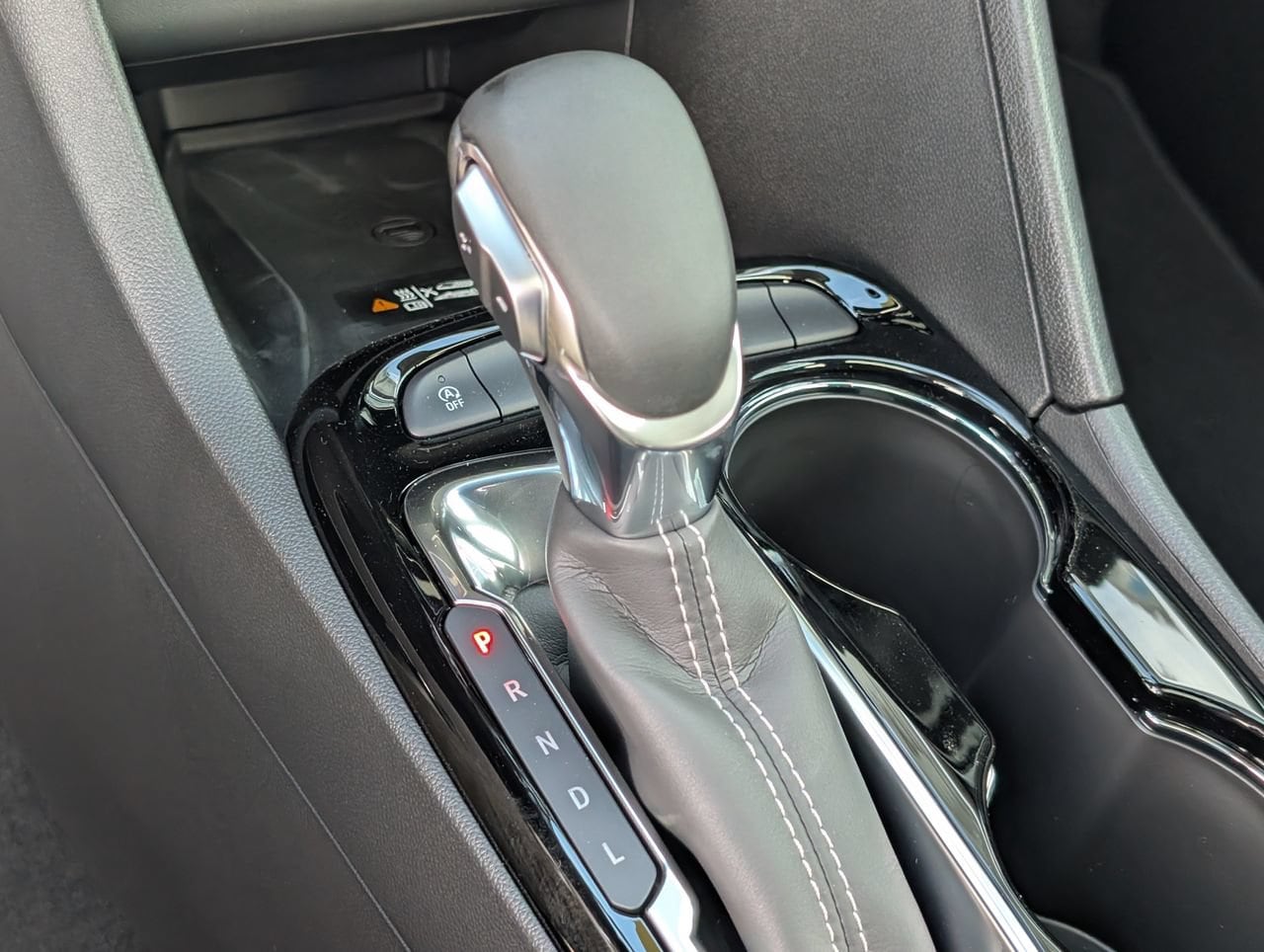 2026 Buick Encore GX Sport Touring - Photo 17