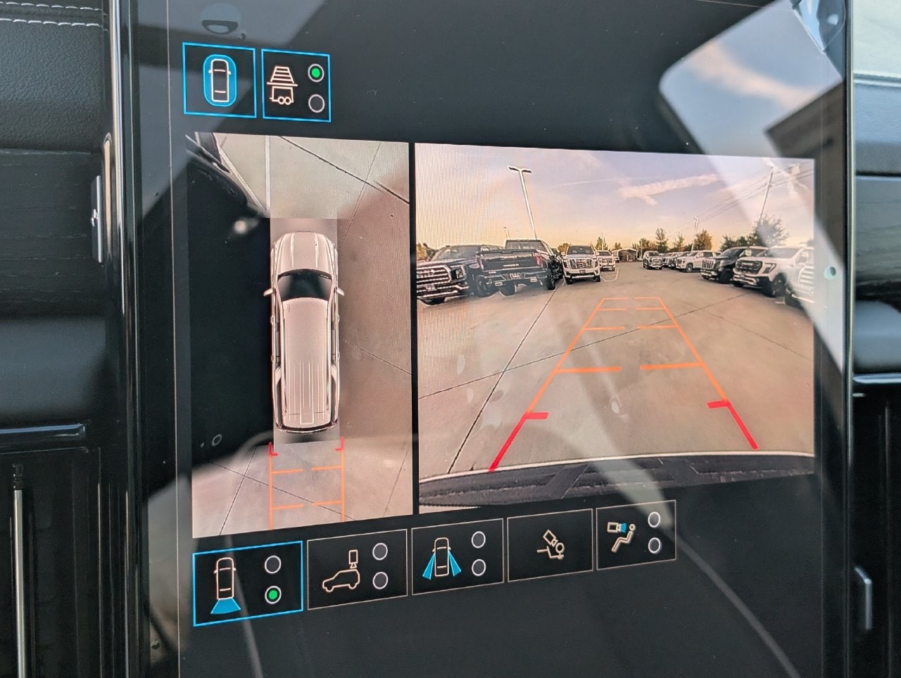 2026 GMC Yukon XL AT4 Ultimate - Photo 12