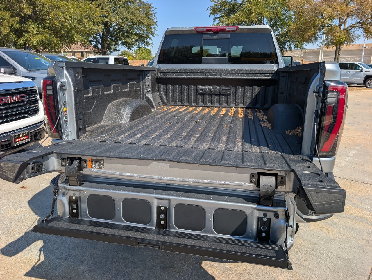 2026 GMC Sierra 2500HD AT4 - Photo 7