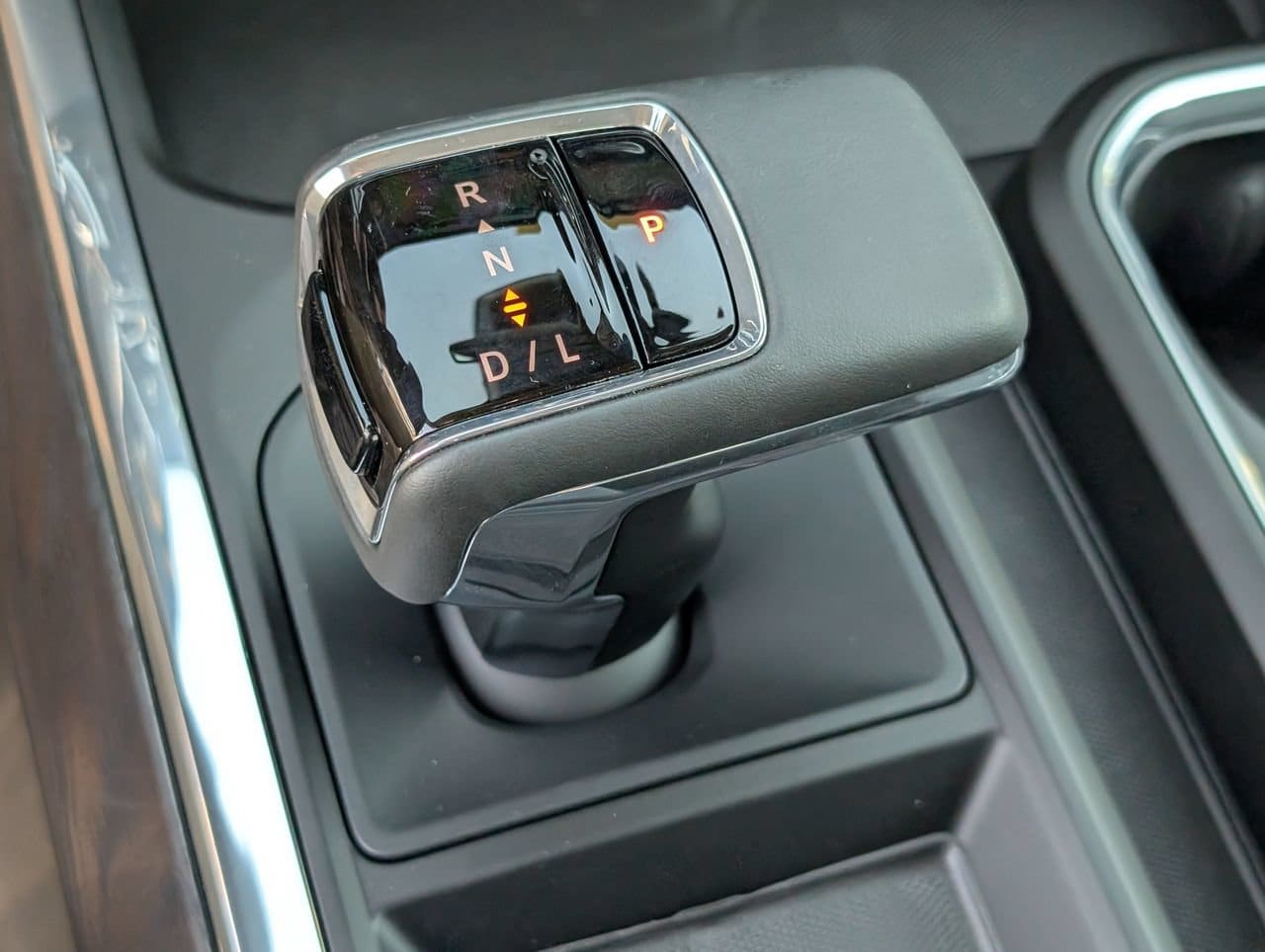 2026 GMC Sierra 1500 SLT - Photo 16