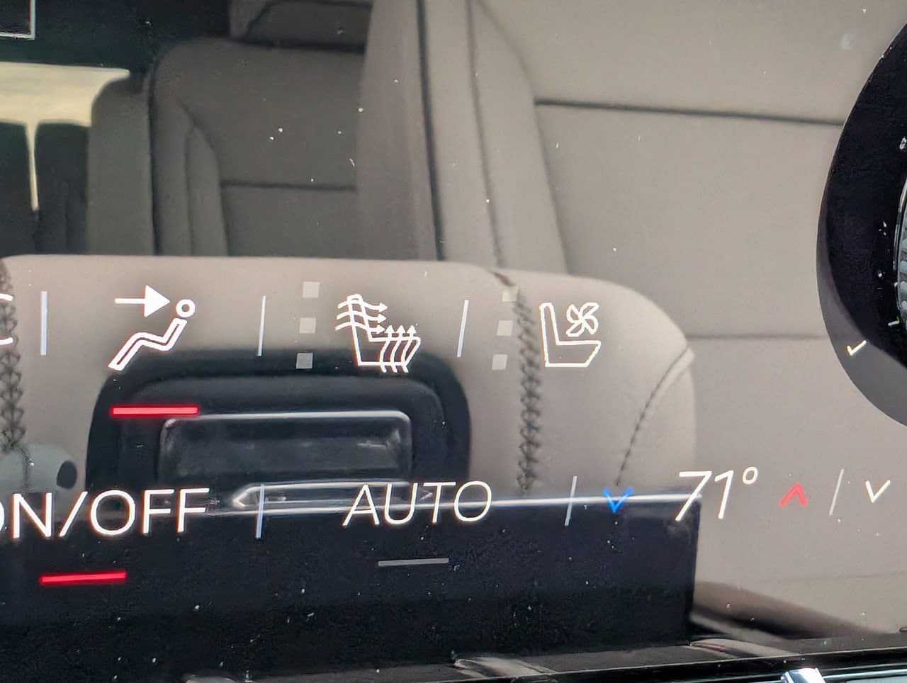 2026 GMC Yukon XL Denali - Photo 14