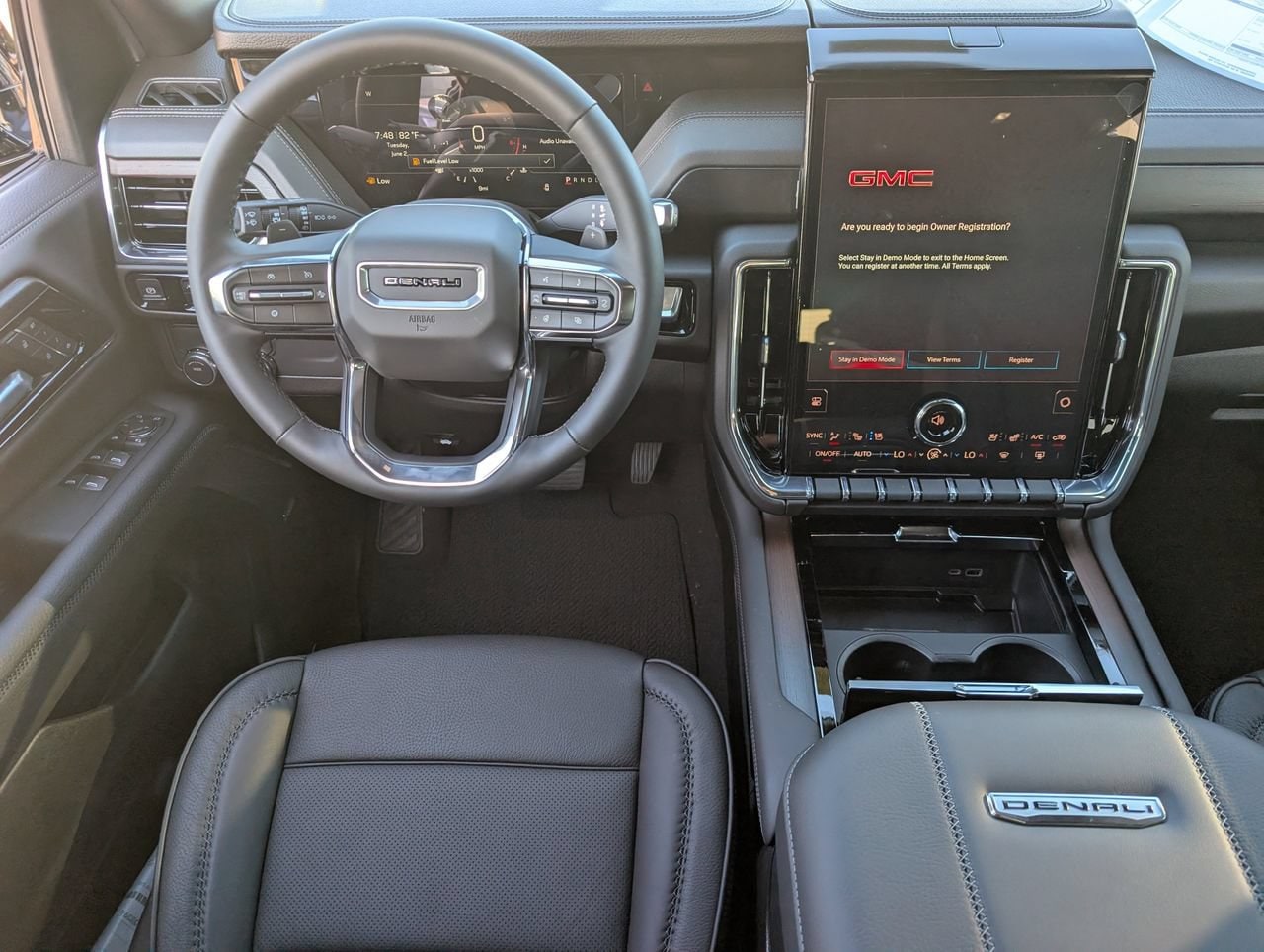 2026 GMC Yukon XL Denali - Photo 9