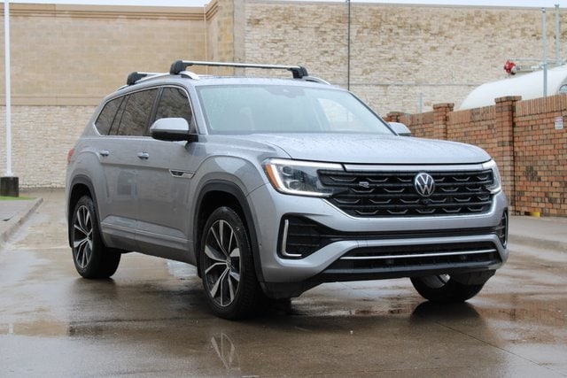 Used 2024 Volkswagen Atlas SEL Premium R-Line with VIN 1V2FR2CAXRC525335 for sale in Mckinney, TX
