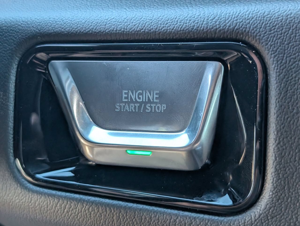 2026 GMC Yukon XL Denali - Photo 15