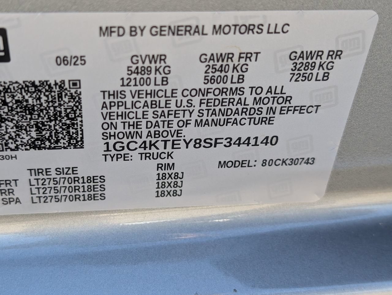 Used 2025 Sterling Gray Metallic Chevrolet LT image 28