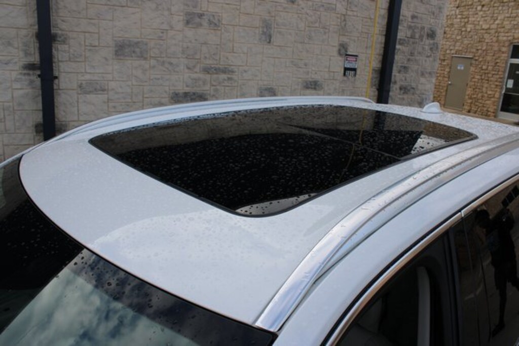 Used 2022 Volvo XC90 Momentum SUV