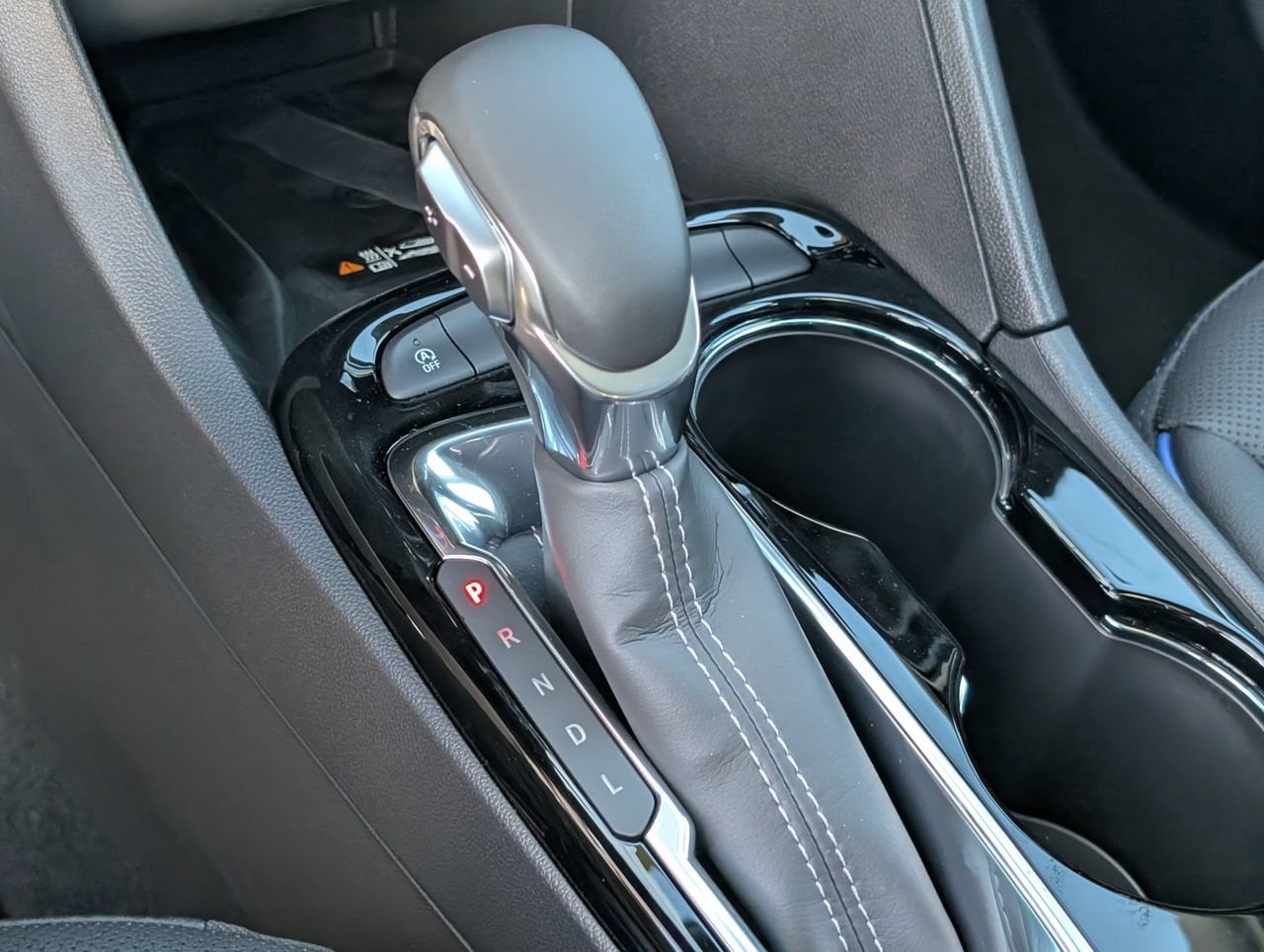 2026 Buick Encore GX Sport Touring - Photo 17
