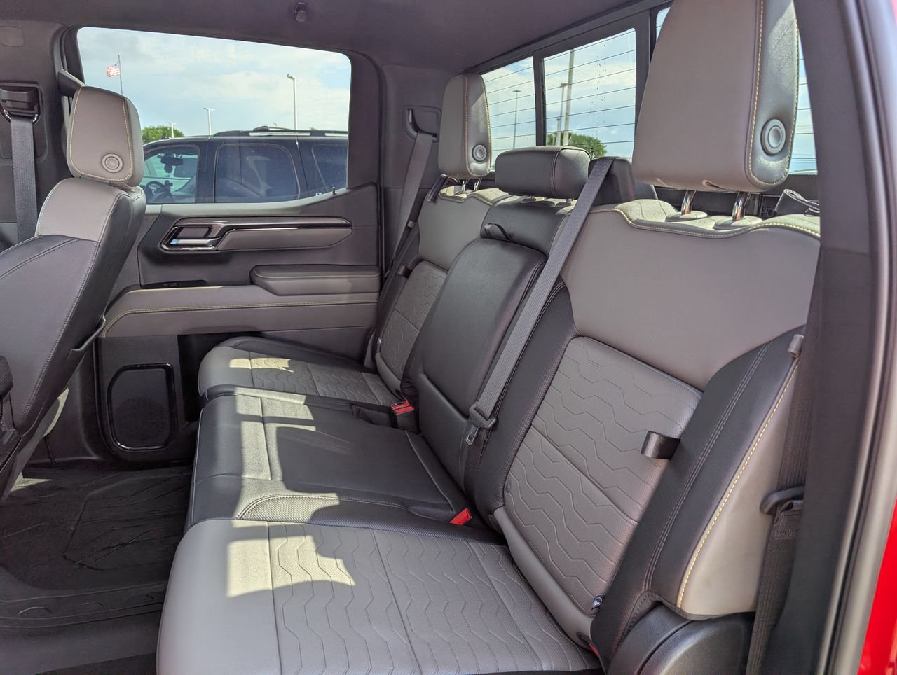 2023 Chevrolet Silverado 1500 ZR2 - Photo 26