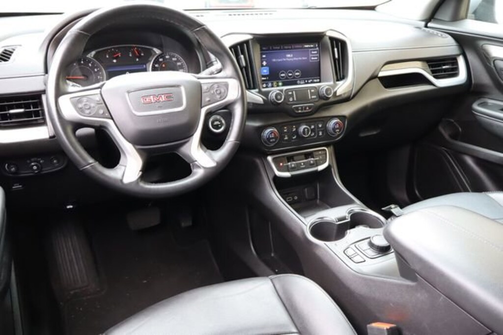 Used 2024 GMC Terrain SLT SUV
