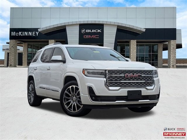 2022 GMC Acadia Denali's photo