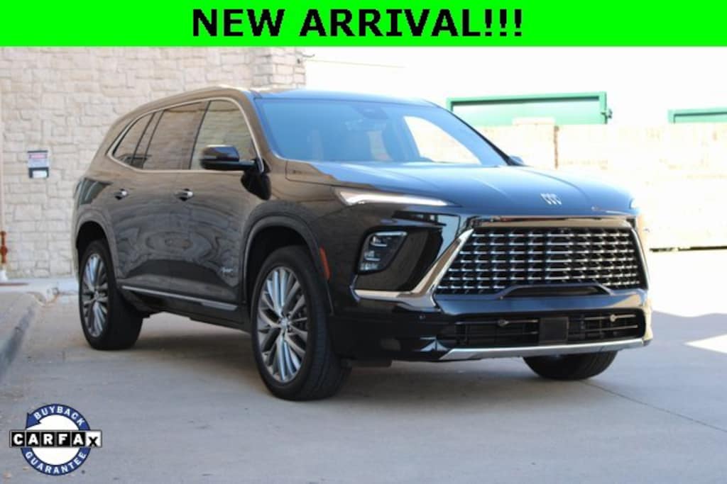 Used 2025 Buick Enclave Avenir SUV