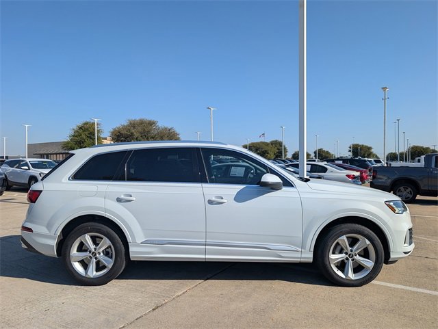2023 Audi Q7 55 Premium photo 2