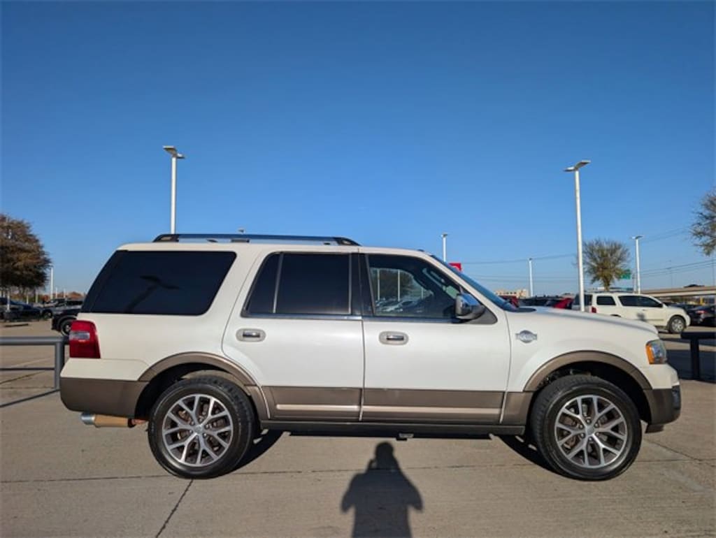 Used 2015 Ford Expedition XLT SUV