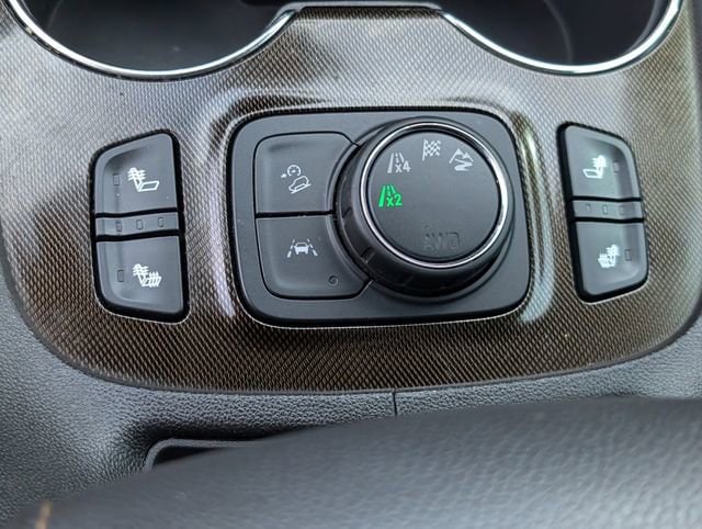 2023 GMC Acadia AT4 - Photo 18