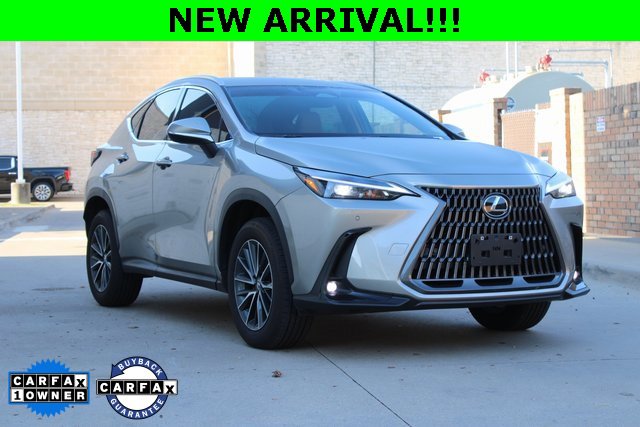 2025 Lexus NX 250's photo