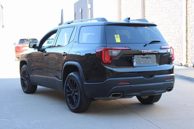 2023 Gmc Acadia SLT photo 3