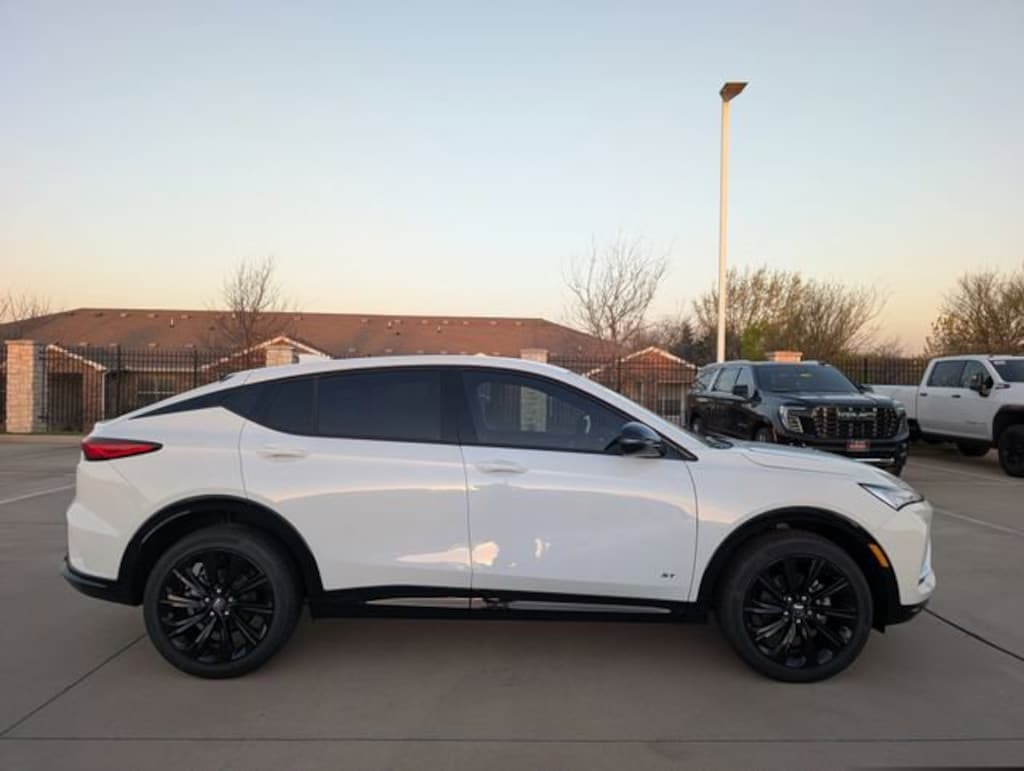 New 2026 Buick Envista Sport Touring SUV