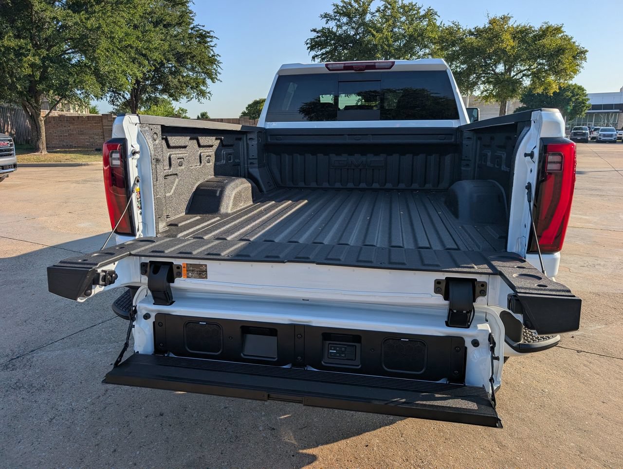 2026 GMC Sierra 2500HD Denali Ultimate - Photo 7