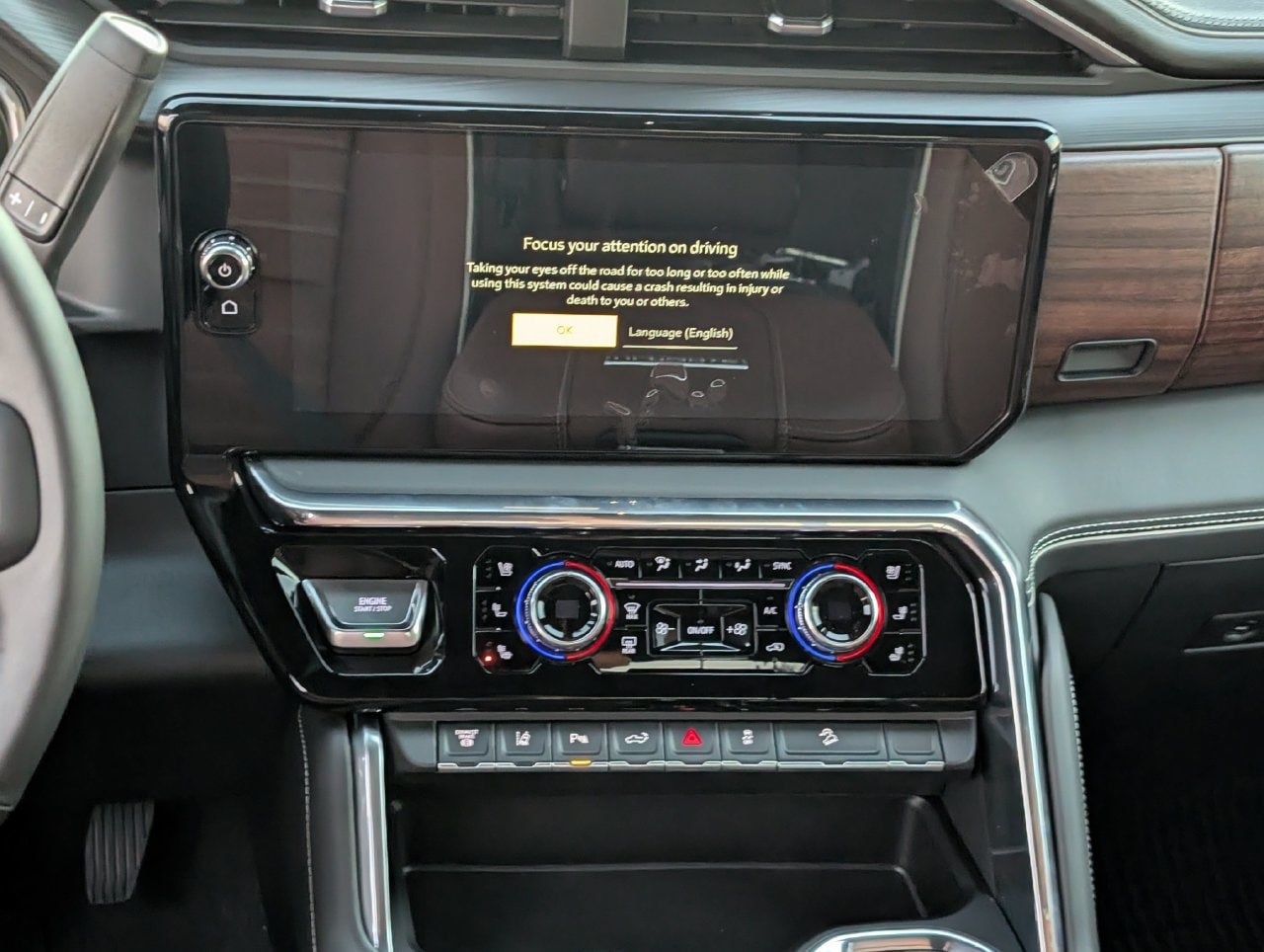 2026 GMC Sierra 2500HD Denali Ultimate - Photo 11