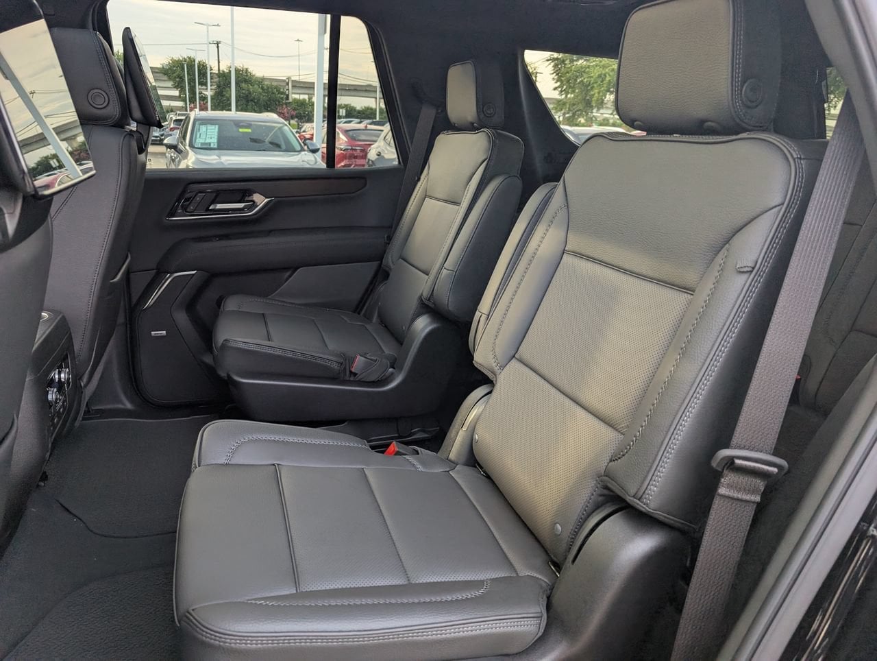 2026 GMC Yukon XL Denali - Photo 20