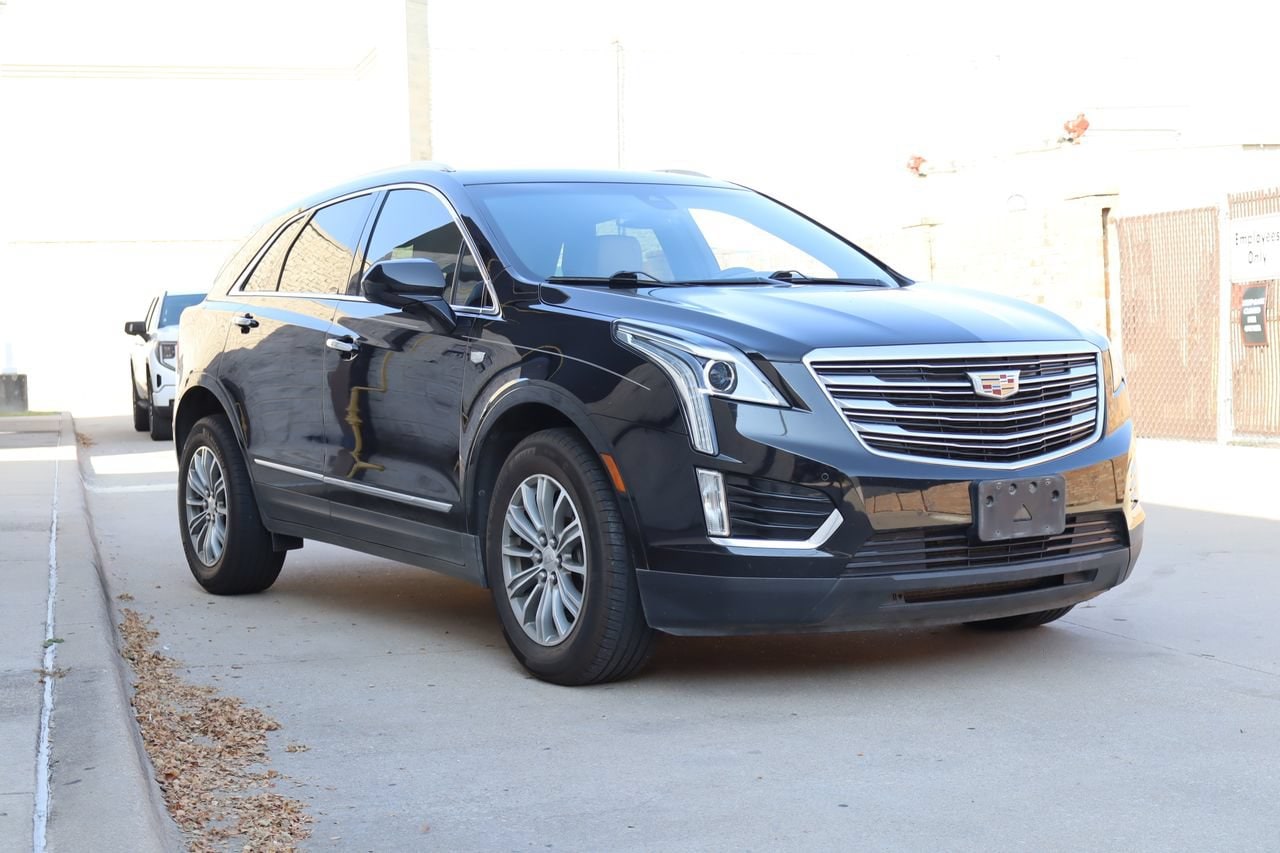 Used 2017 Cadillac XT5 Luxury with VIN 1GYKNBRS9HZ156629 for sale in Mckinney, TX