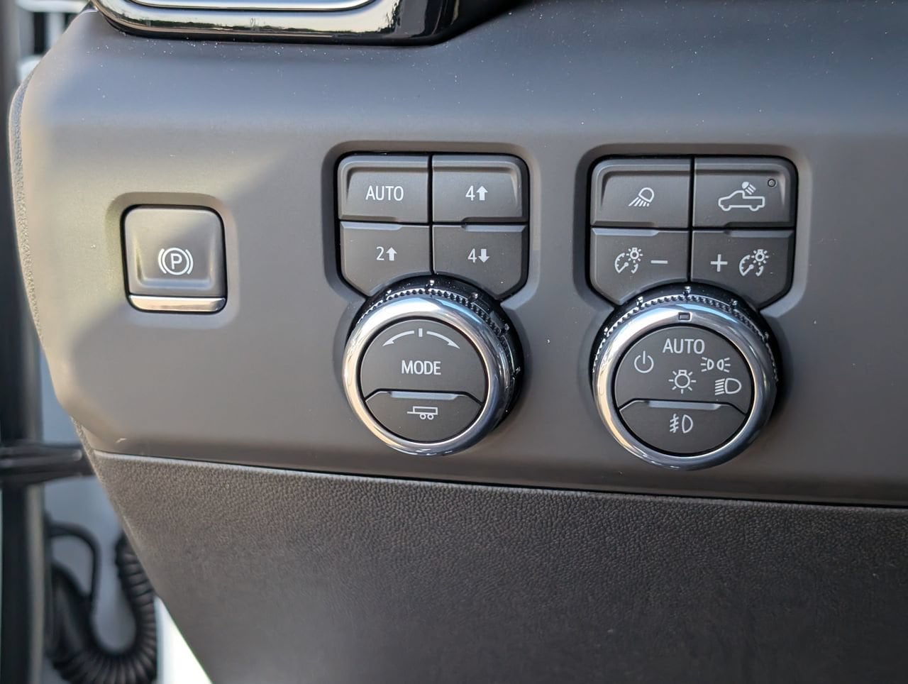 2026 GMC Sierra 2500HD AT4 - Photo 17
