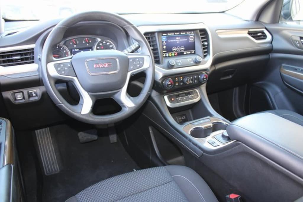 Used 2023 GMC Acadia SLE SUV